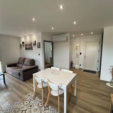 Appartement Climatise Charmes  Kültér fotó